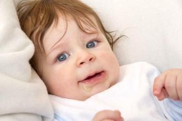 婴儿吃奶还是奶粉好 母乳喂养是唯一的喂养方式吗